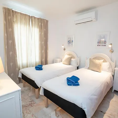Residensol 13 Menyber Lägenhet *